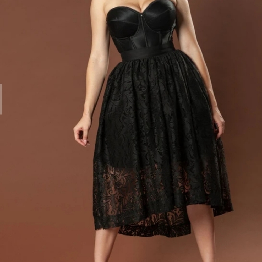 Bella black bisou gothic lace hi-low skirt